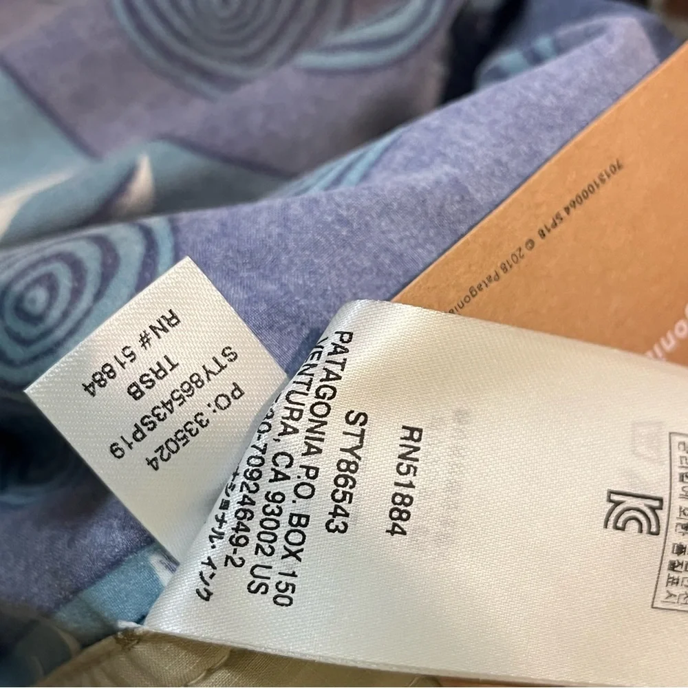 Patagonia Wavefarer Boardshorts 21